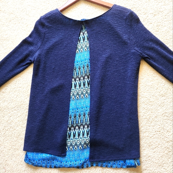 Charming Charlie Sweater Medium - Picture 5 of 7
